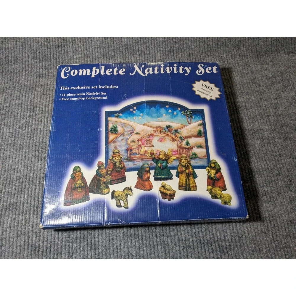 Vintage 2002 Complete Nativity‎ Set
